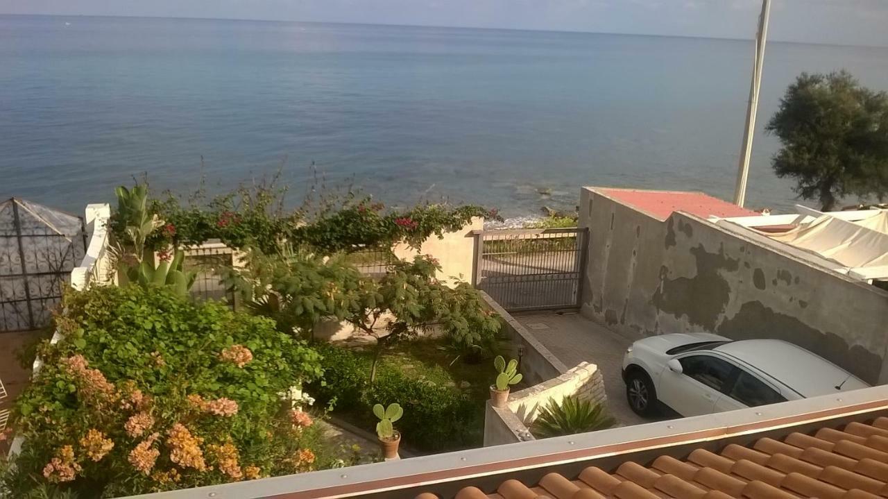 Domus Austri Βίλα Μεσίνα Εξωτερικό φωτογραφία